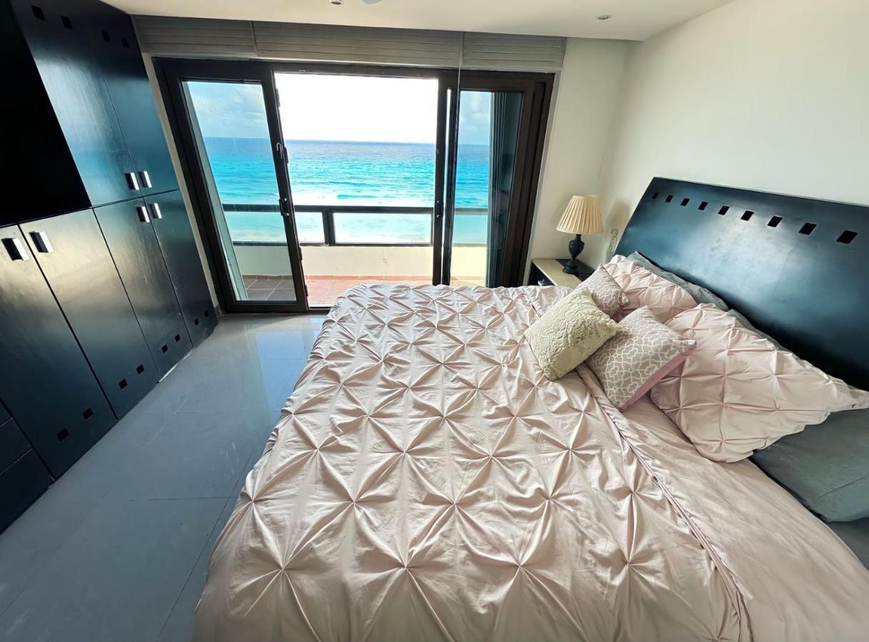 Amazing Beachfront Apartment Канкун Екстер'єр фото