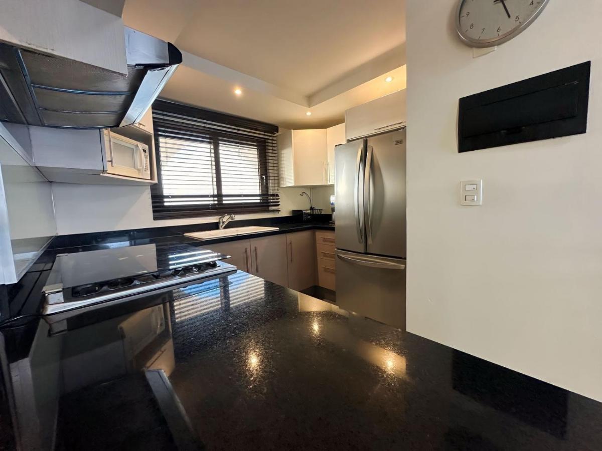 Amazing Beachfront Apartment Канкун Екстер'єр фото